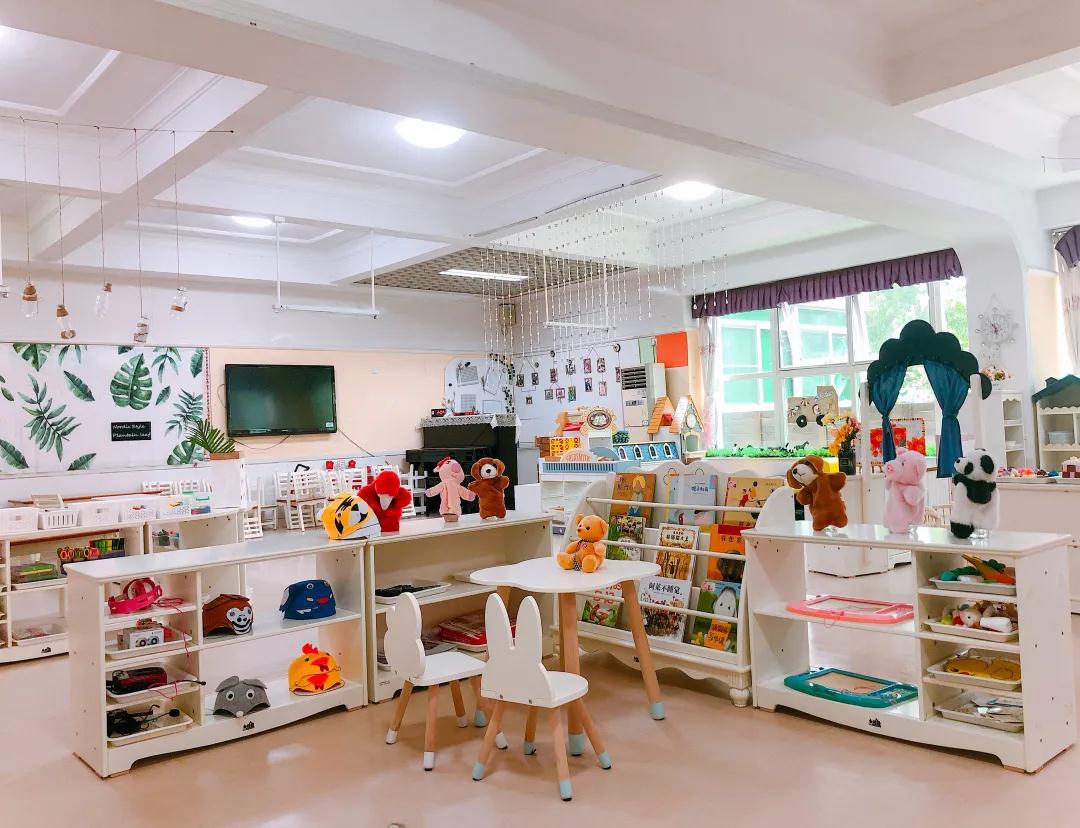 寄宿制幼儿园到底好不好(小孩幼儿园寄宿学校好不好)